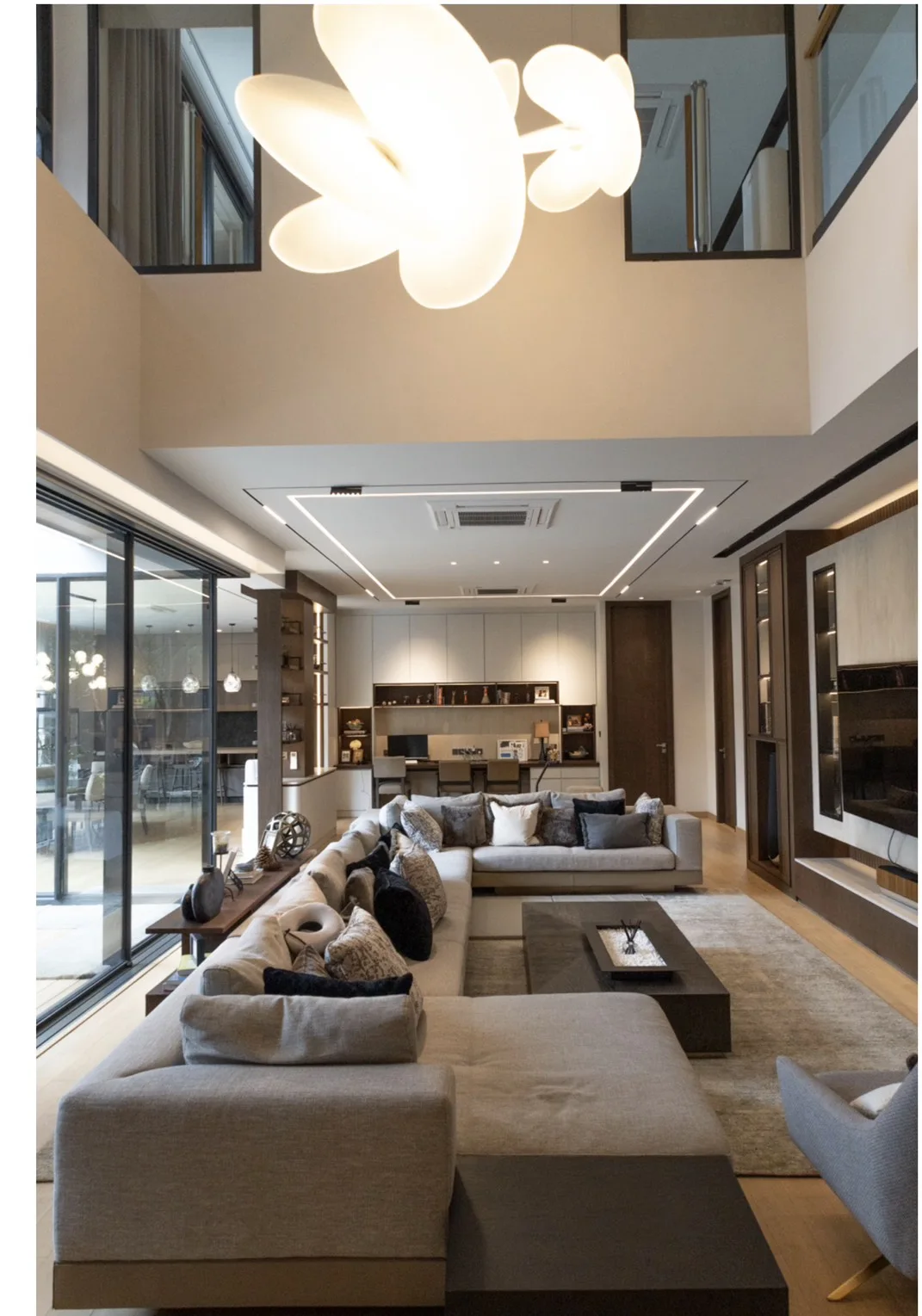 Double-height main family living room